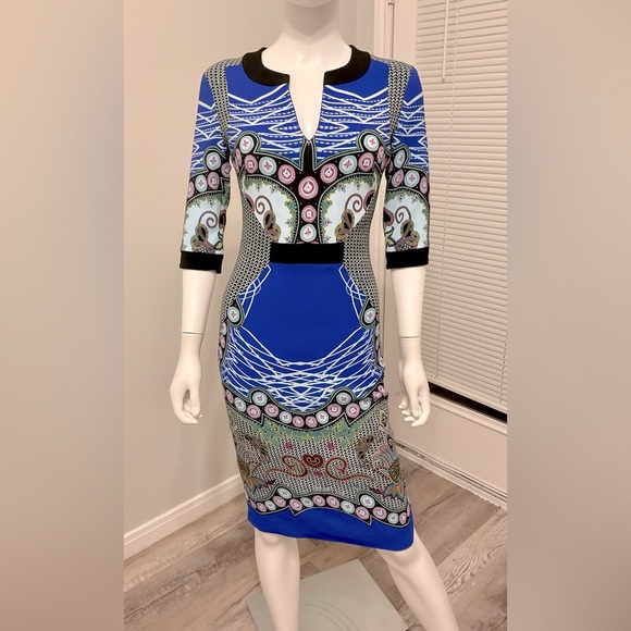 ETRO Beautiful, complementary dress, perfectly emphasizes your figure. - Picture 5 of 14